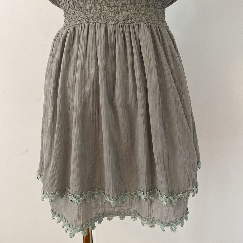 LSPACE Summers Dawn Dress in Sage Size Small - Picture 10 of 12